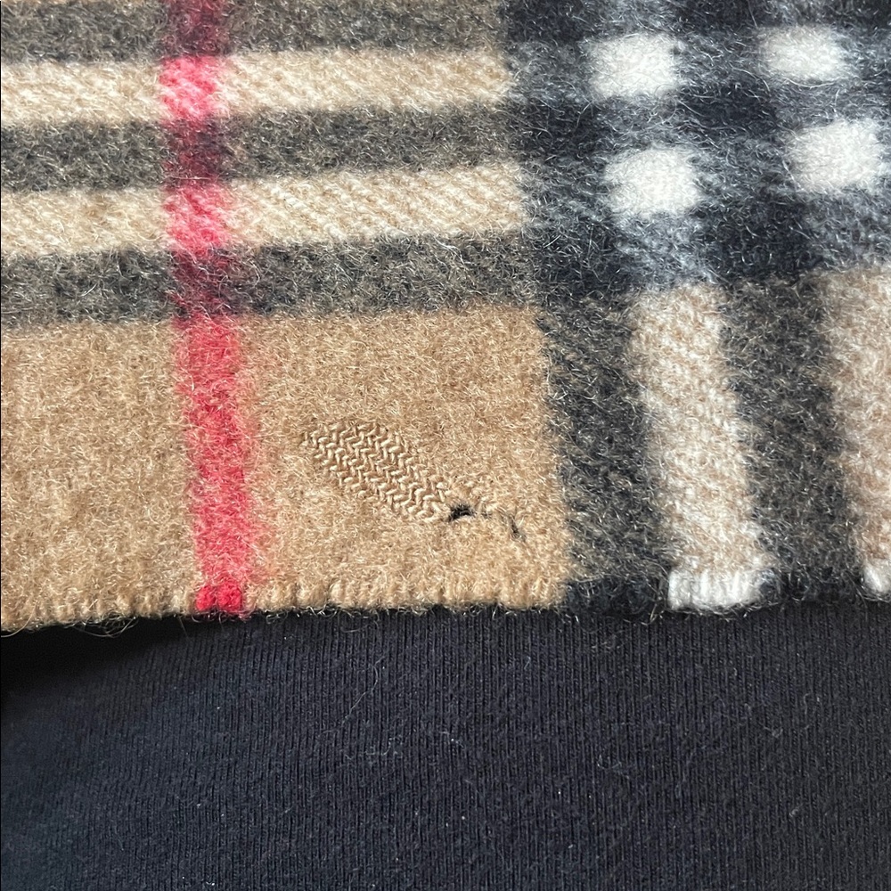 Burberry Brown and Black Checkered cashmere Wrap - Picture 6 of 7